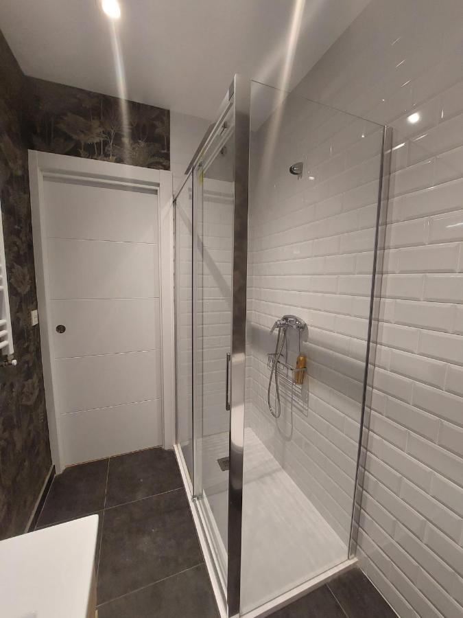 Habitacion En Apartamento Con Zonas Comunes Compartida H1 بلباو المظهر الخارجي الصورة